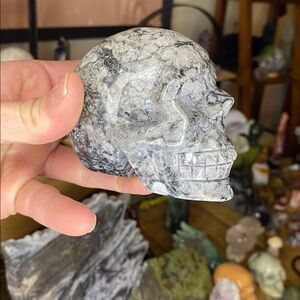 Black & White Jasper Skull Carving